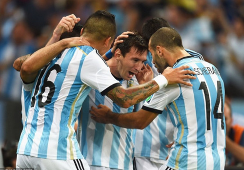 阿根廷队vs智利队的相关图片